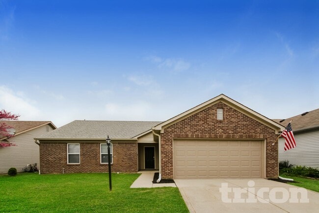 Building Photo - 703 Sweet Creek Dr