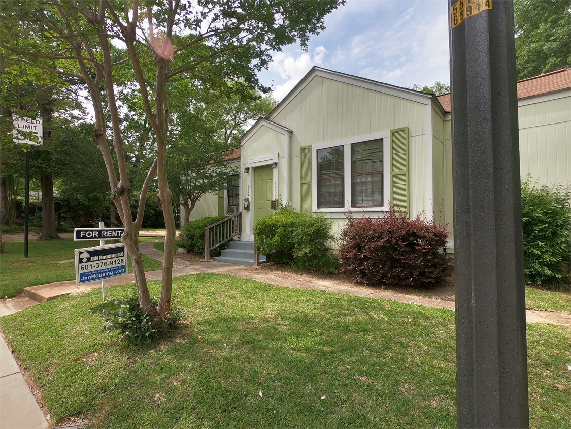 1322 E Fortification St, Jackson, MS 39202 House Rental in Jackson, MS