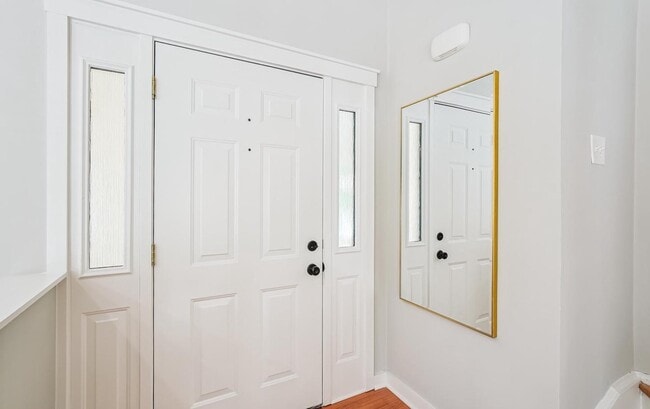 Building Photo - 276 W Meadowland Ln