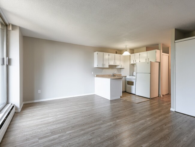 Building Photo - Southpoint