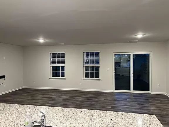 Building Photo - WELCOME TO SABER DR