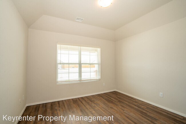 Building Photo - 4 br, 2 bath House - 6363 E 123rd St
