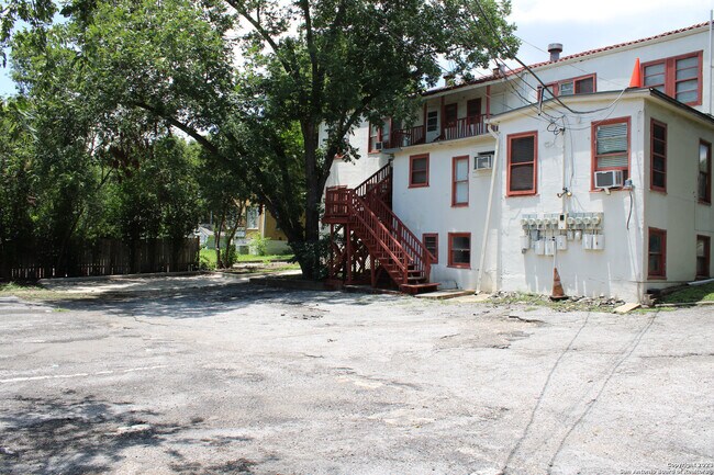 Foto del edificio - 152 Harrigan Ct