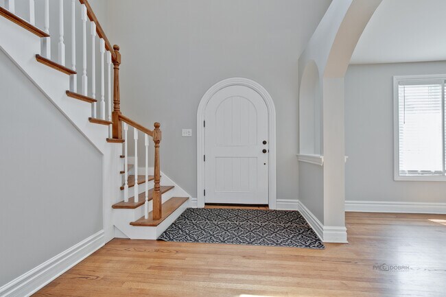 Foto del edificio - 2244 Techny Rd