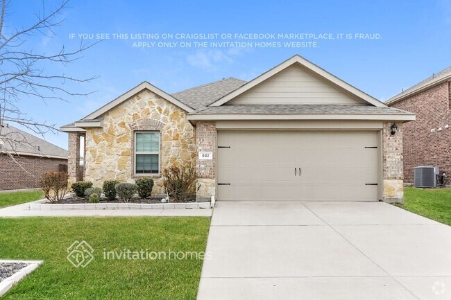 Building Photo - 227 Thoroughbred St