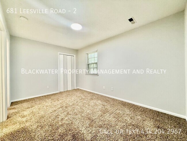 Foto del edificio - 681 Leesville Rd