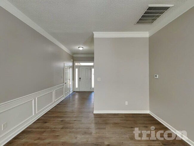 Building Photo - 7401 Fallow Ln