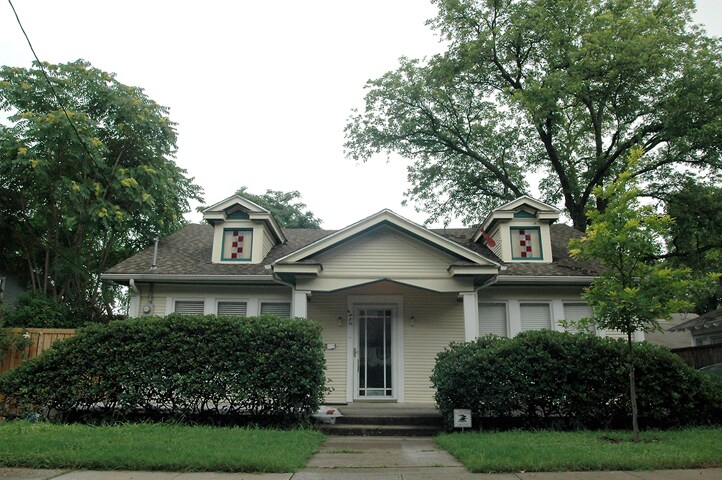 Primary Photo - 4310 Trellis Ct