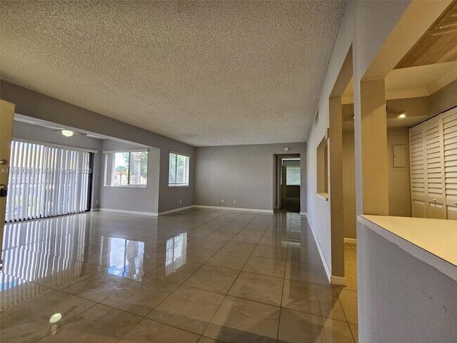 Building Photo - 4849 Sable Pine Cir