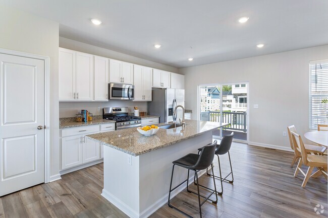 Building Photo - Highlands EVOLV Rental Townhomes