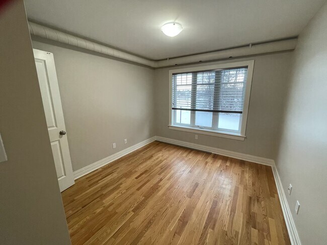 Building Photo - 54 Sweetnam Dr