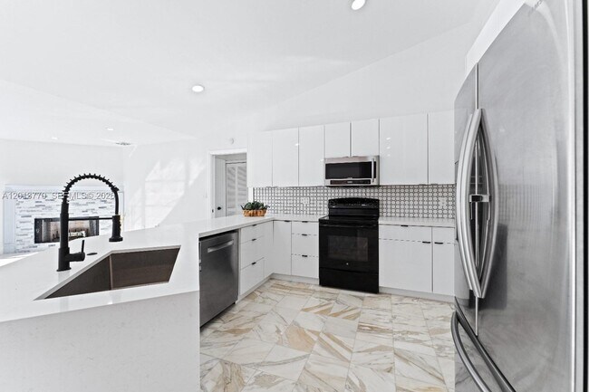 Foto del edificio - 1703 Golfside Village Dr