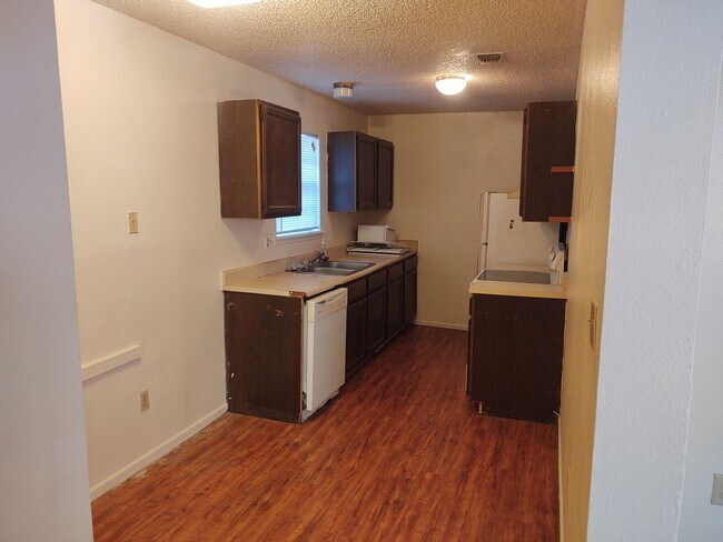 Foto del edificio - 1401 Clyde St