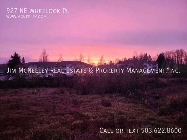 Foto del edificio - 927 NE Wheelock Pl