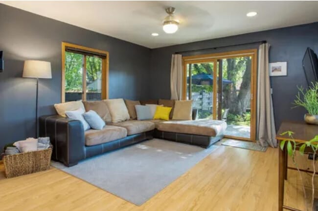 Foto del edificio - 2417 23rd Ave S