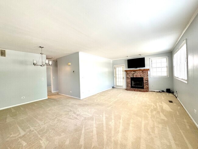 Foto del edificio - 581 W Parkside Dr