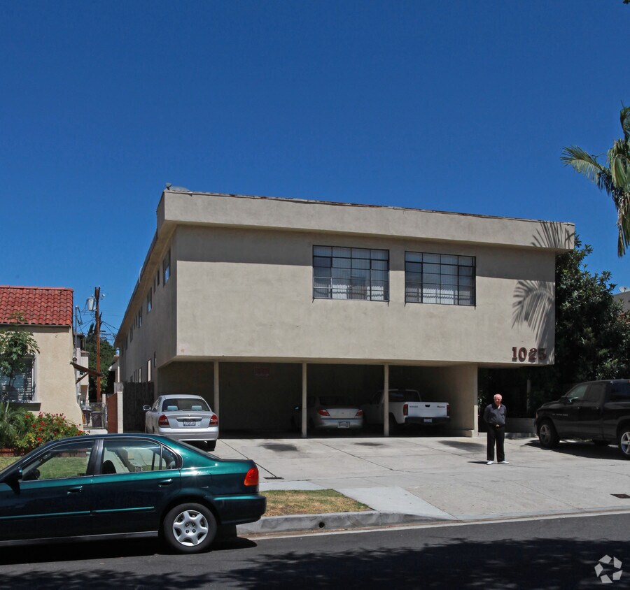 Primary Photo - 1025 Allen Ave