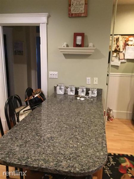 Building Photo - 1626 Columbia Rd