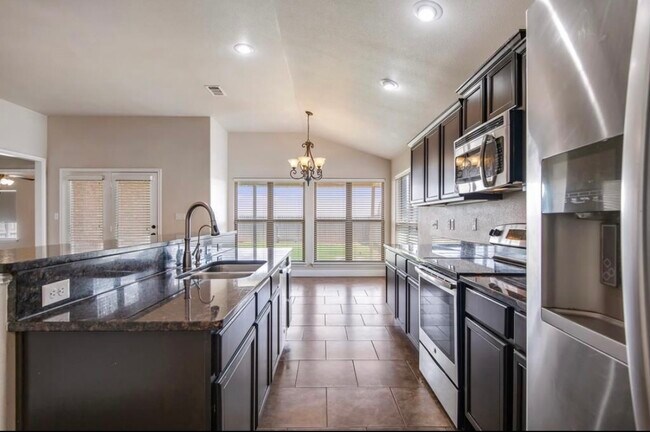 Building Photo - 6009 Mile High Ln