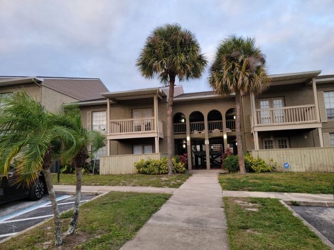 Photo - 305 Wymore Rd Apartment