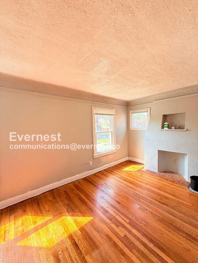 Foto del edificio - 15444 Appoline St