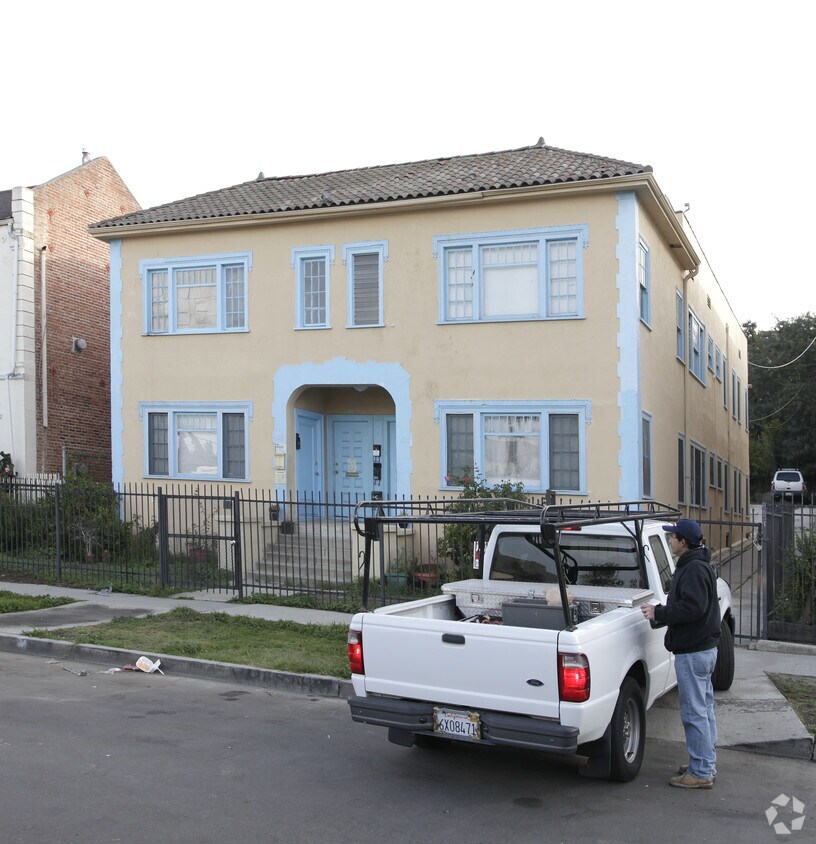 Building Photo - 118-120 1/2 S Westmoreland Ave
