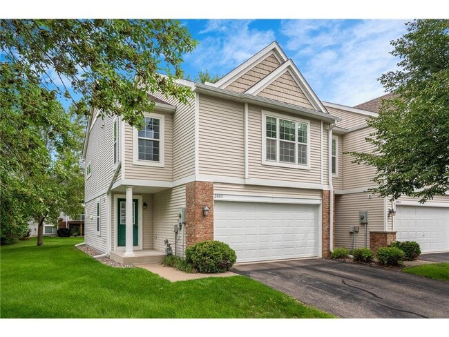Building Photo - 2083 St Johns Ct