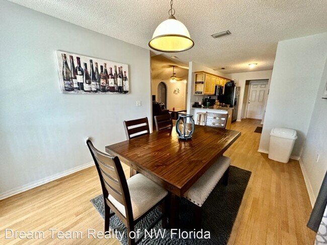 Building Photo - 3 br, 2 bath House - 8347 Tavira Street