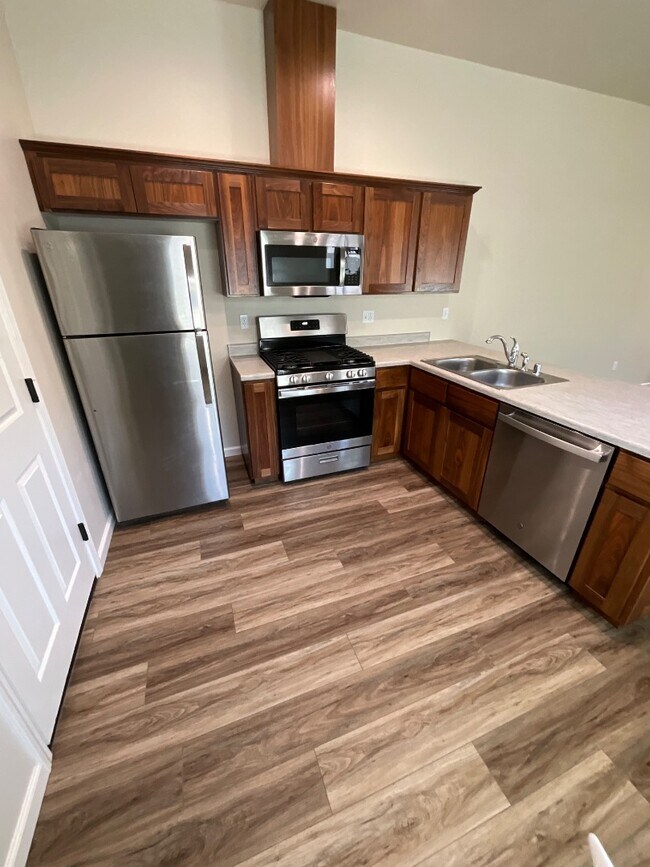 Foto del edificio - 1691 Windsor Ave