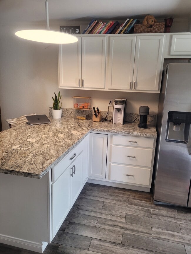 Building Photo - 542 N Shelton St