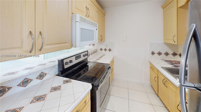 Foto del edificio - 160 SW 30th Ave