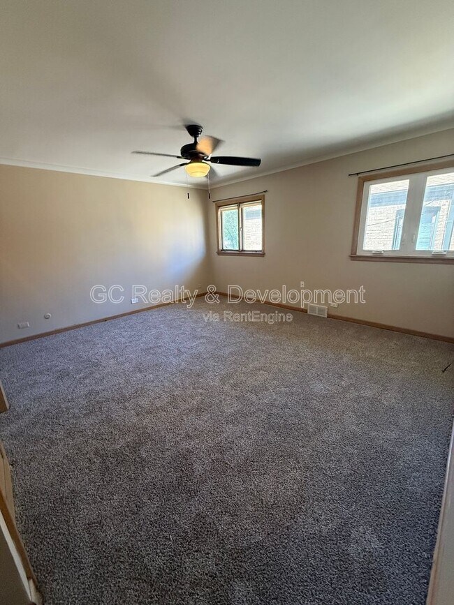 Foto del edificio - 10650 S Claremont Ave