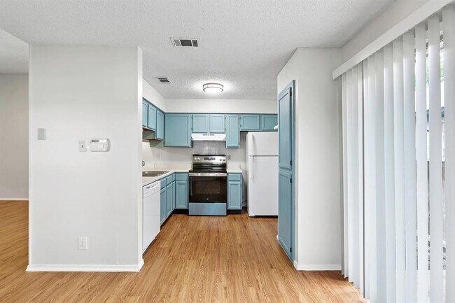 Foto del edificio - 9902 Brasher Dr