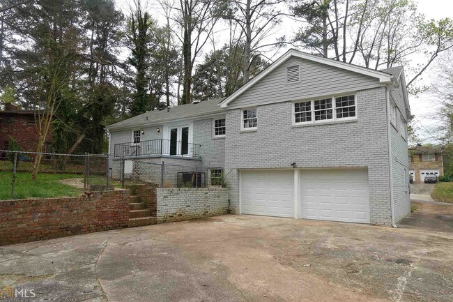 Building Photo - 3127 Columbia Woods Dr