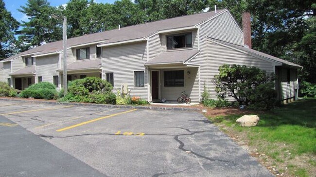 Foto del edificio - 183 Highwood Dr.
