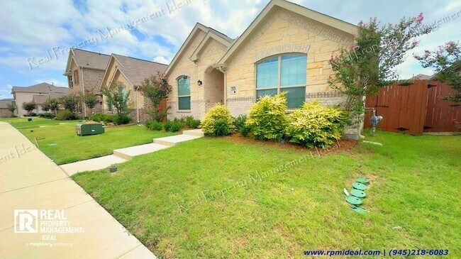 Foto del edificio - $2,300 - 4bed/ 2Bath - Stunning house in F...