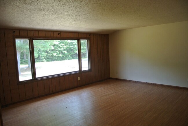 Foto del edificio - 1705 Buckhorn Rd