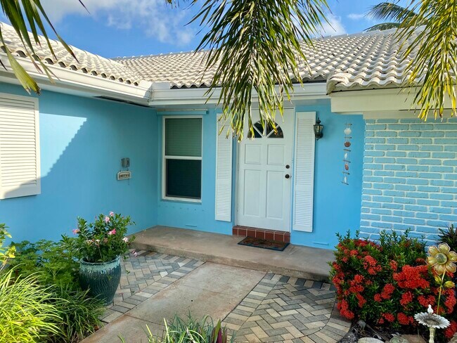 Foto del edificio - 1867 Tudor Rd