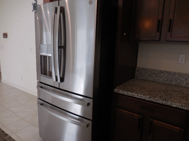 Foto del edificio - 1095 Purdue Ct