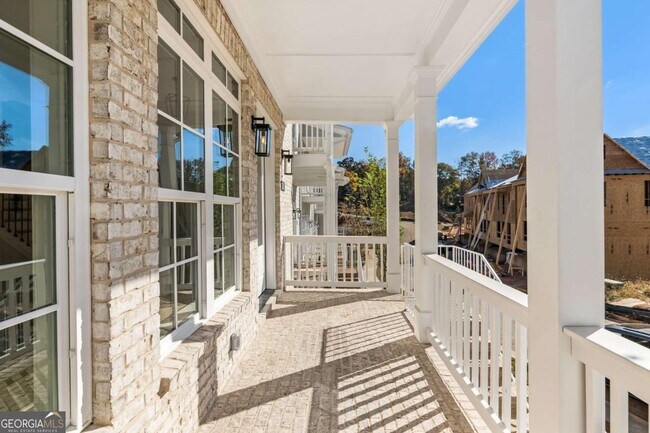 Foto del edificio - 2035 Parkside Ln