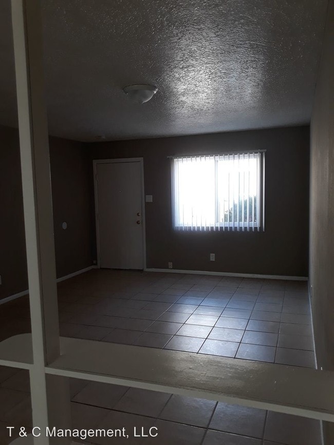 Foto del edificio - 217-217 San Pablo St NE