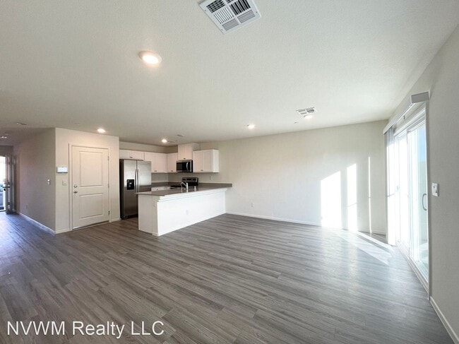 Foto del edificio - 3 br, 2.5 bath House - 4495 Honey Hills Ave