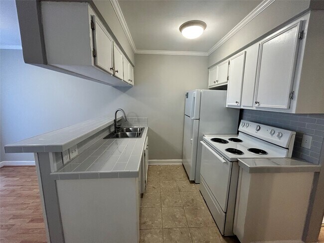 Foto del edificio - 807 Heights Blvd