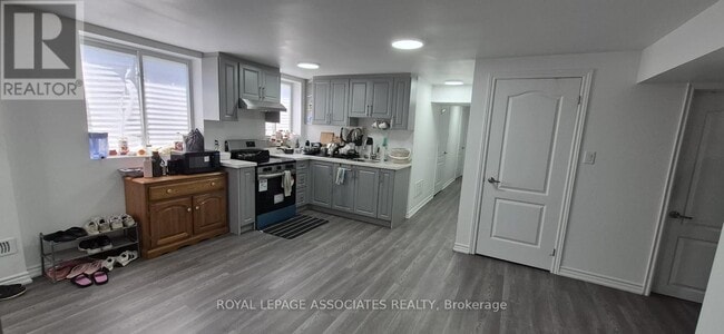 Building Photo - 226 Miyako Ct