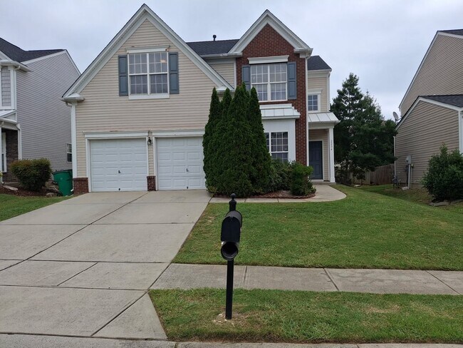 Building Photo - 2204 Arbor Vista Dr