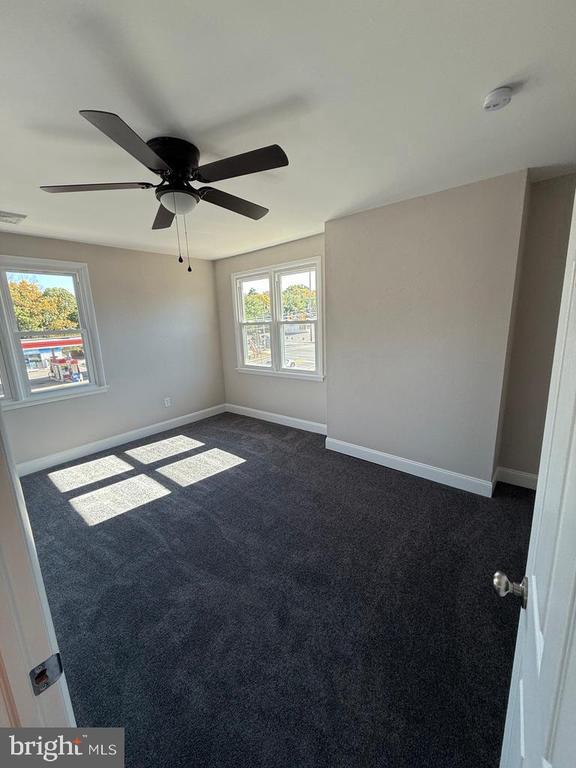 Foto del edificio - 1396 Hurffville Rd