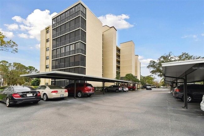 Foto del edificio - 2900 Cove Cay Dr