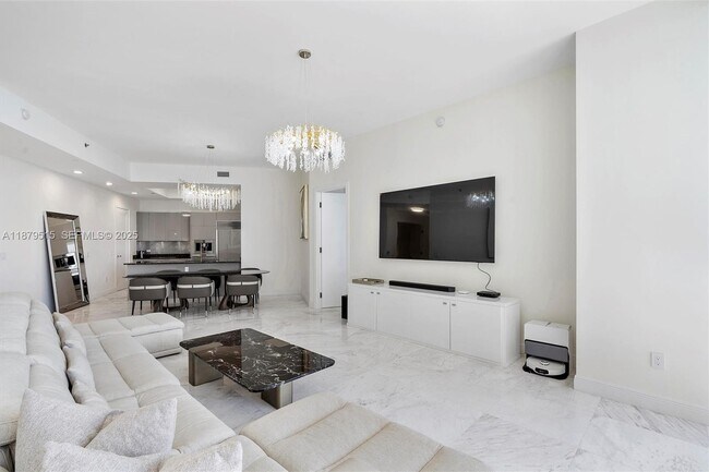 Foto del edificio - 16001 Collins Ave