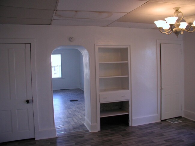 Building Photo - Newly Renovated Four Bedroom - One Bath Ho...