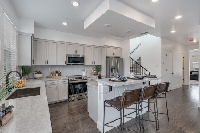 Building Photo - 2275 San Miguel Rd